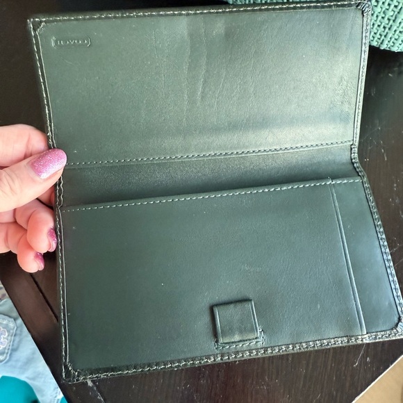Vintage Coach Checkbook Cover Signature C's W Leather Accent Rare  Green Color - Picture 2 of 4